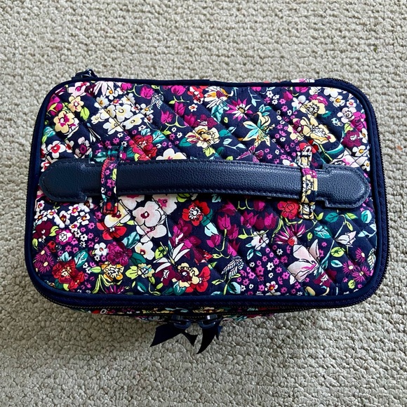 Vera Bradley Itsy Ditsy Floral Brush Up Cosmetic Case - Picture 3 of 15